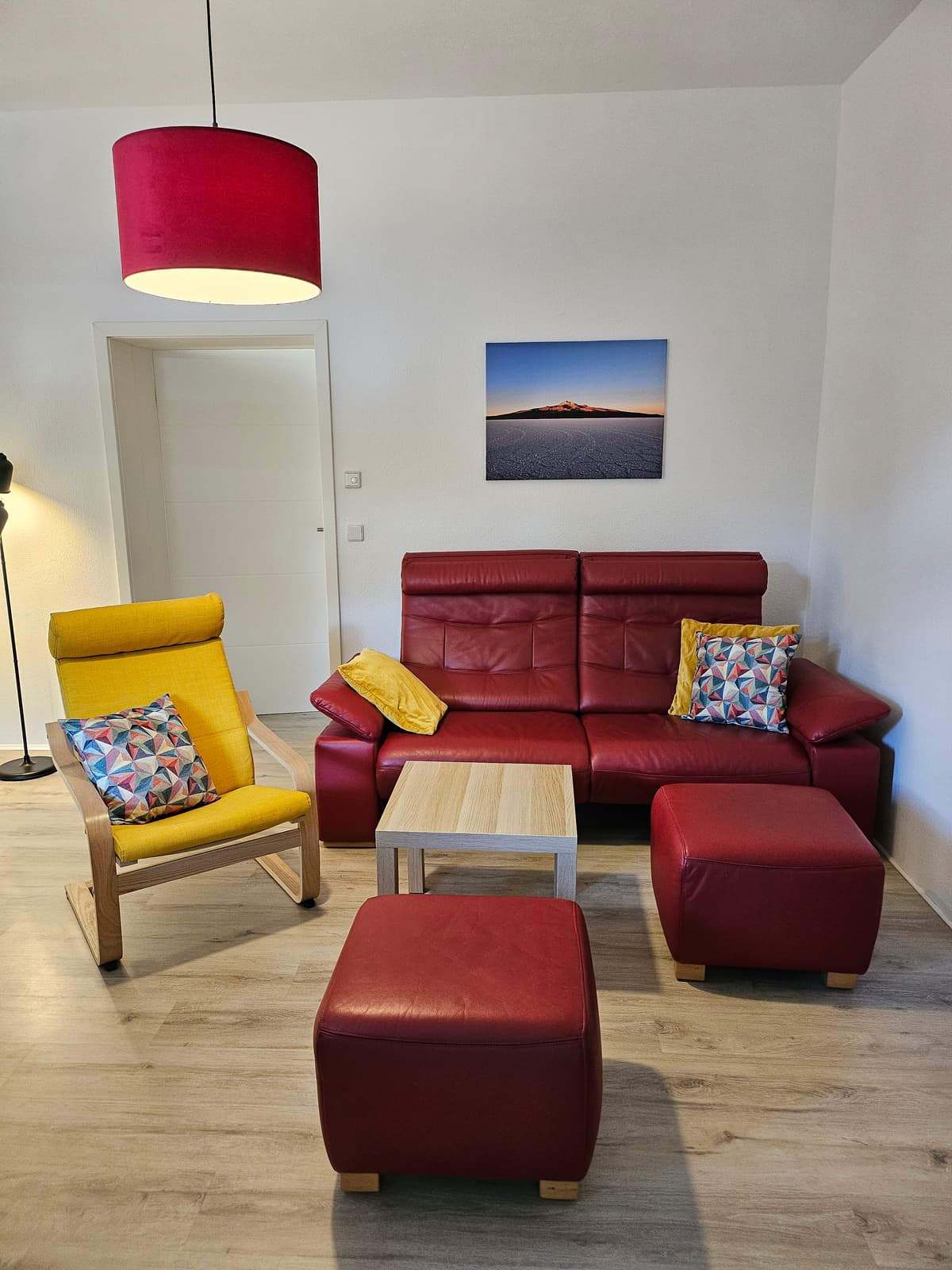 Gemütliches Wohnzimmer der Ferienwohnung